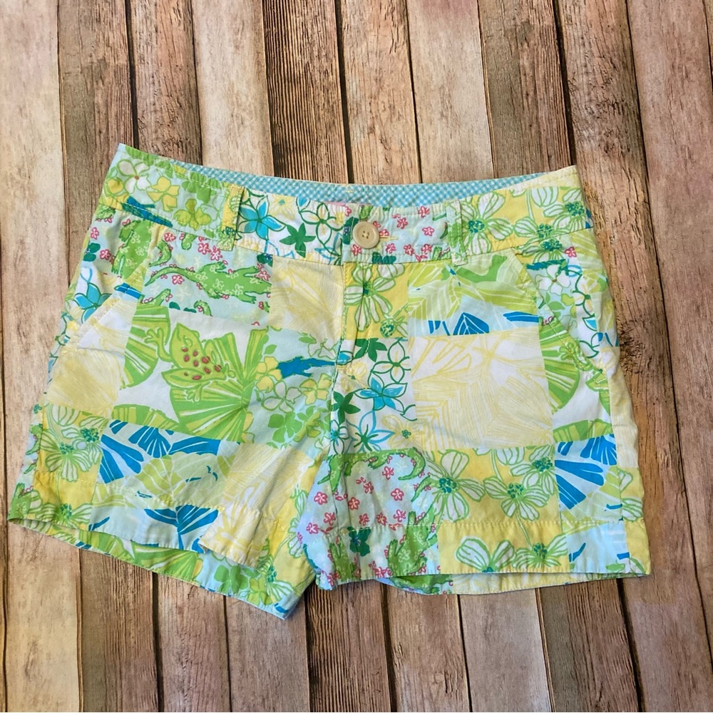 Lilly Pulitzer Green and Yellow Bermuda Shorts Vibrant Summer Style Size 4